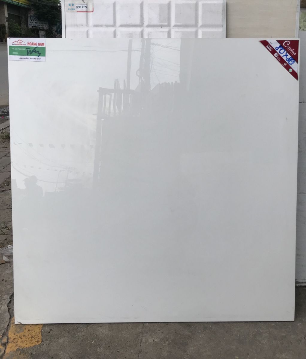 Gạch bóng kính trắng trắng tinh 80x80 Catalan